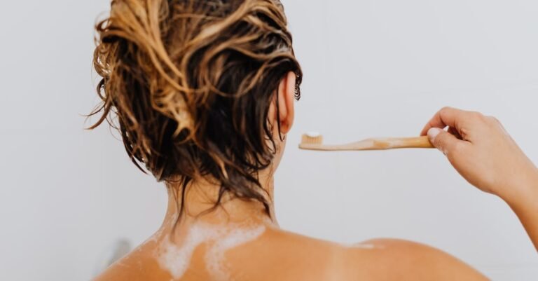Tricks To Whiten Your Teeth Quickly And Effectively